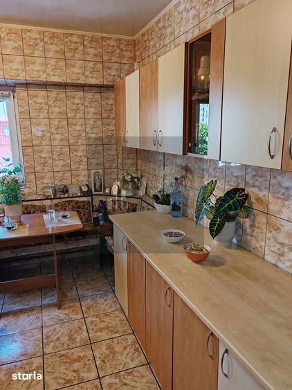 Apartament cu 3 camere decomandat, mobilat în Cișmigiu