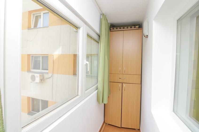 Apartament cu 3 camere decomandat în Iancului