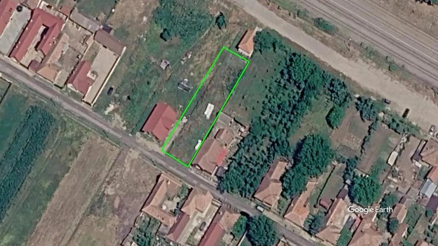 Teren de 887 mp, în Central