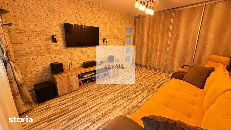 Apartament cu 4 camere decomandat, mobilat în Ferentari