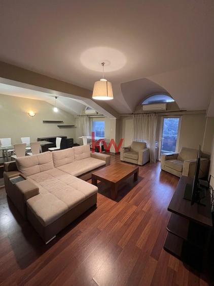 Apartament foarte spatios, romantic, in mansarda, Copou-Centru! - 1