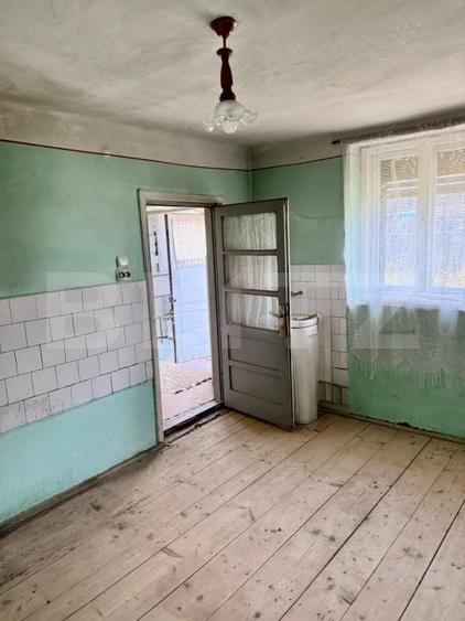 Casă individuală cu 2 camere cu Teren 1332 Mp în Feldioara