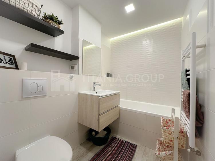 Apartament cu 3 camere decomandat în Tractorul