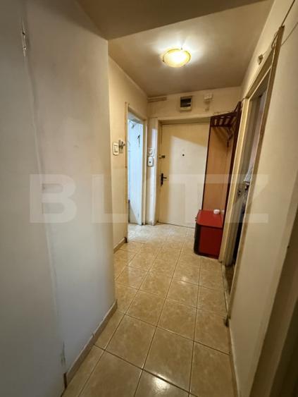 Apartament cu 2 camere decomandat în Micro 14