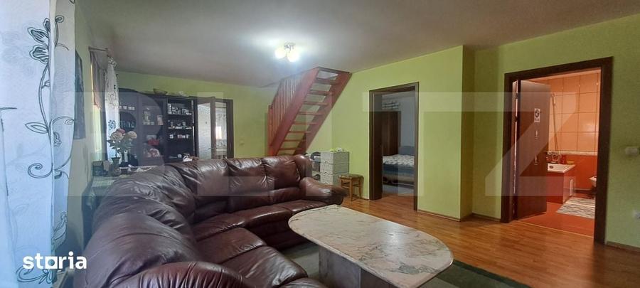 Casă cu 5 camere cu Teren 500 Mp în Ucea
