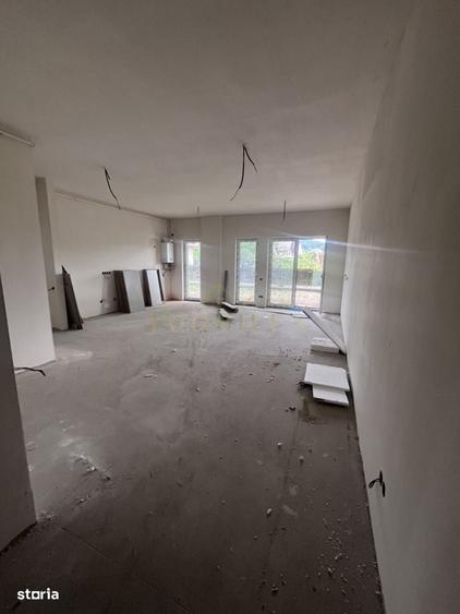Apartament cu 3 camere în Florești