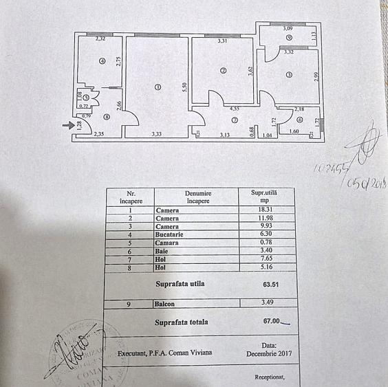 Apartament cu 3 camere semidecomandat în Micro 16