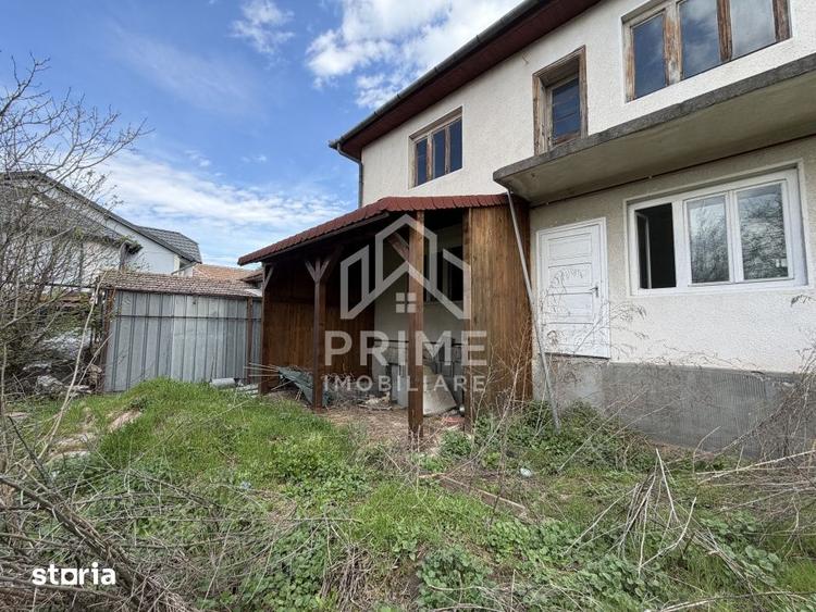 Casă cu 4 camere cu Teren 2747 Mp în Central