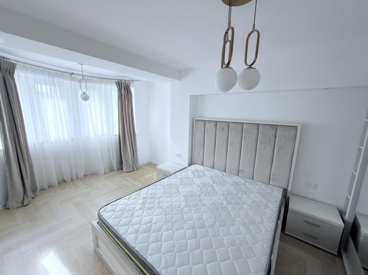 Apartament cu 3 camere în Ultracentral