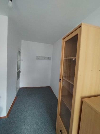 Garsonieră decomandată în Cetate
