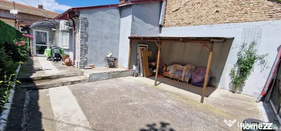 Casă cu 3 camere cu Teren 154 Mp în Central