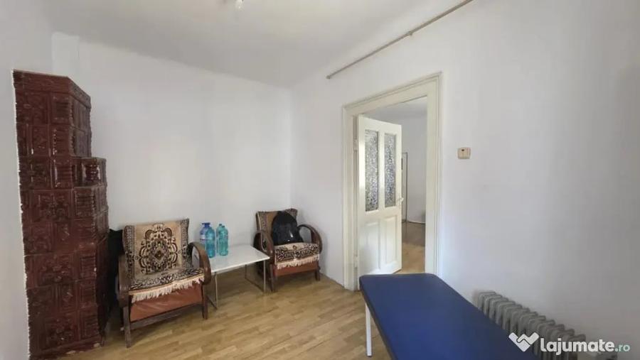 Casă cu 2 camere cu Teren 150 Mp în Iancului