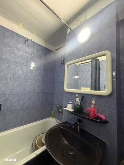 Apartament cu 2 camere decomandat în Far