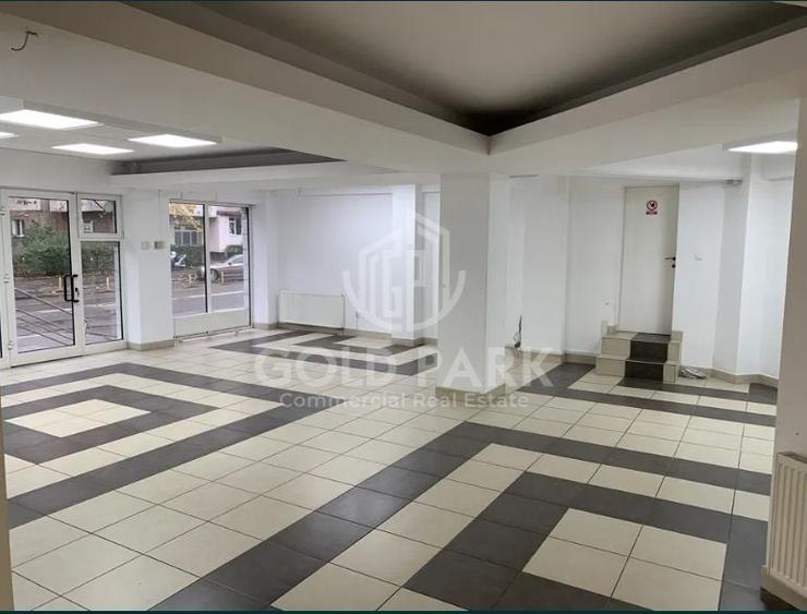 Spatiu Comercial/ SHOWROOM -166 mp -Vitrina la strada-Zona cu Trafic - 2