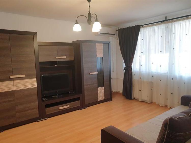 Apartament cu 2 camere decomandat în Vatra Luminoasă
