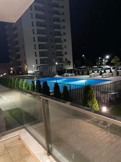 Apartament cu 3 camere decomandat în Olteni