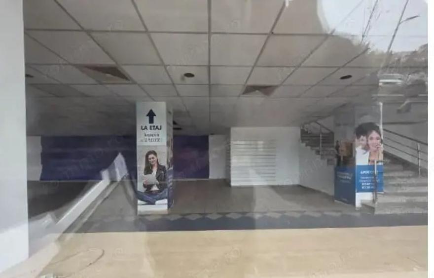 Spațiu comercial, de 864 mp, în Eroii Revoluției