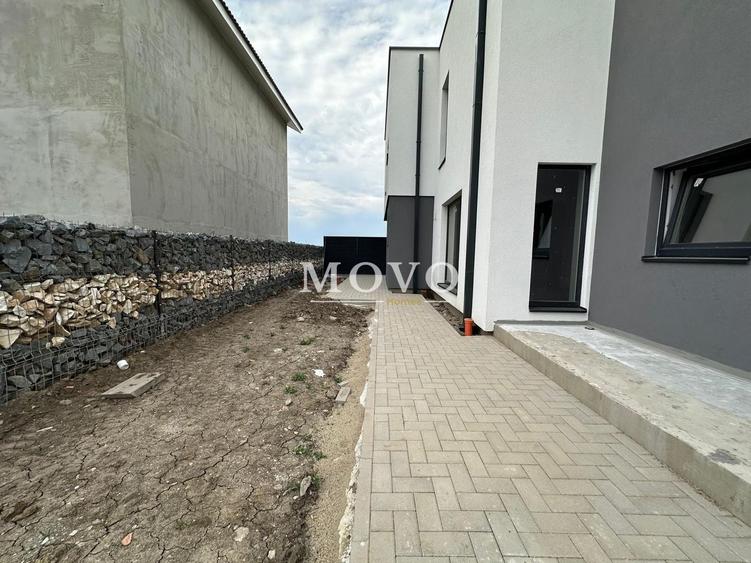 Duplex cu 4 camere cu Teren 295 Mp în Săcălaz