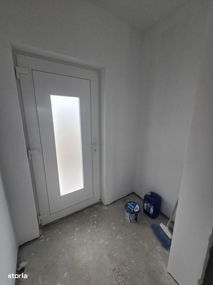 Casă cu 3 camere în Central