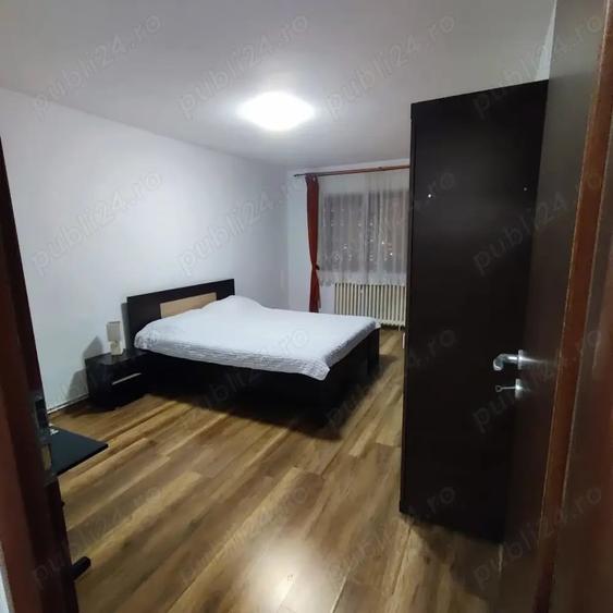 Apartament cu 2 camere decomandat în Calea Dumbrăvii