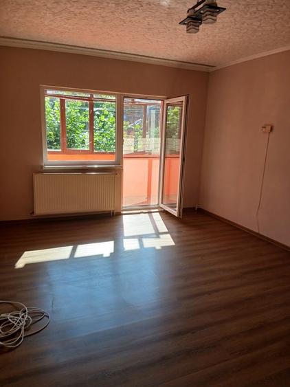 Apartament de vanzare - 2