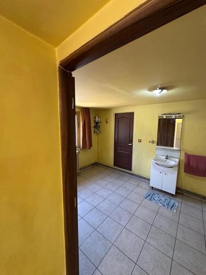 Casă individuală cu 3 camere cu Canalizare în Tărian