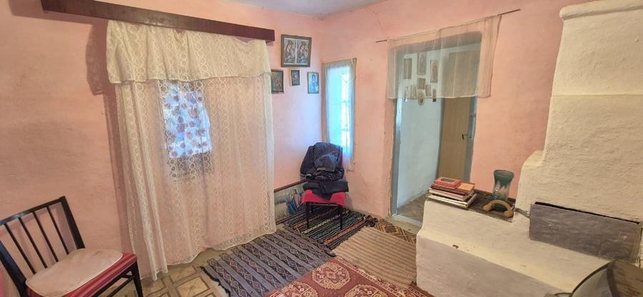 Casă individuală cu 3 camere cu Teren 1000 Mp în Curătești