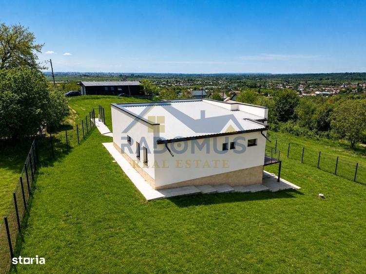 Casă cu 4 camere în Boldești