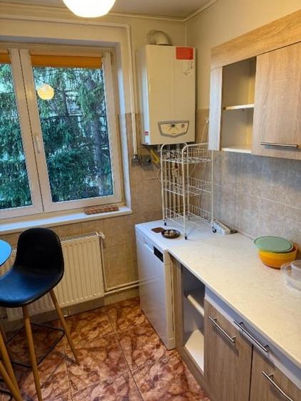 Apartament cu 2 camere semidecomandat, mobilat în Centrul Istoric