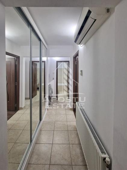 Apartament cu 3 camere decomandat, mobilat în Lipovei