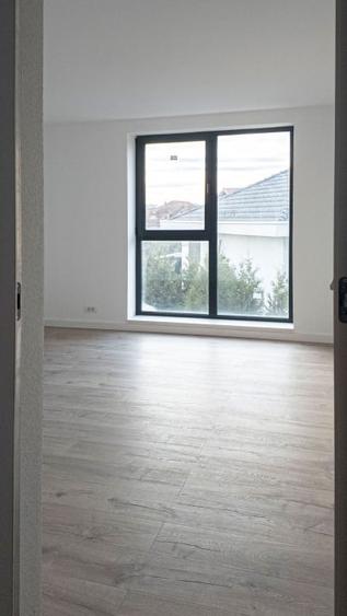 Apartament cu 4 camere decomandat în Nord-Vest