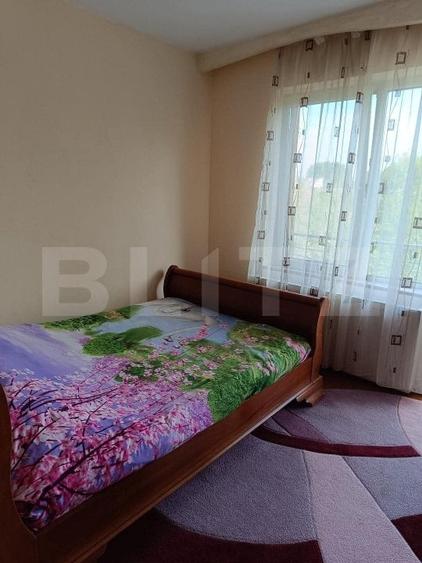 Duplex cu 6 camere cu Canalizare în Sud-Vest
