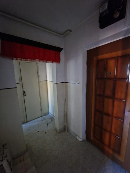 Apartament cu 3 camere în Sud-Vest