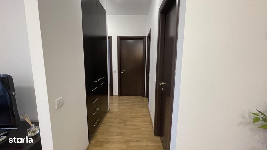 Apartament cu 4 camere în Aviației