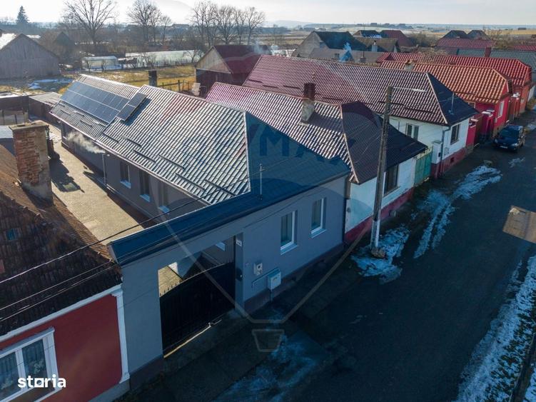 Casă cu 4 camere cu Teren 390 Mp în Hălchiu