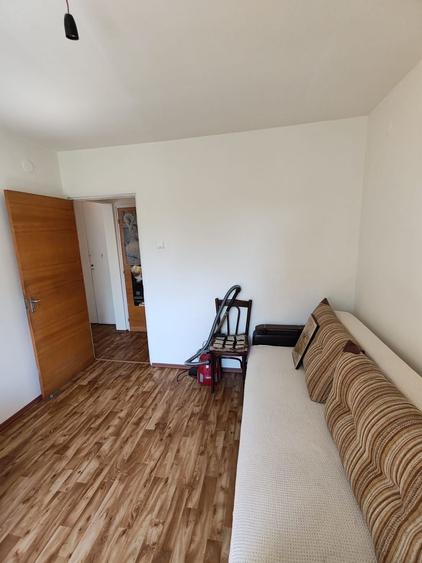 Apartament cu 3 camere decomandat în Camil Ressu
