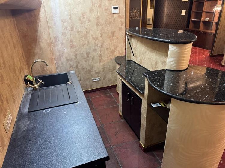Spațiu comercial, de 170 mp, în Central