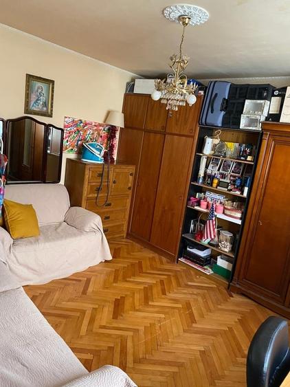 Casă cu 4 camere cu Teren 140 Mp în Olteni
