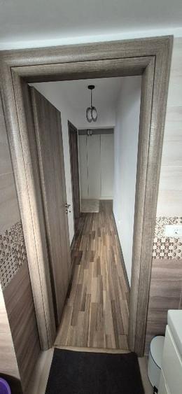 Apartament cu 2 camere semidecomandat, mobilat în Berceni