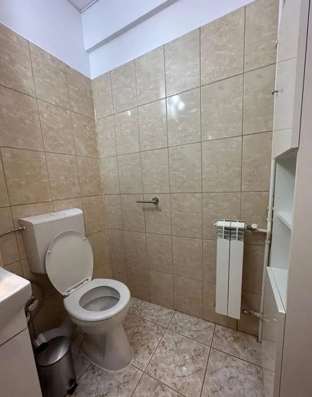 Garsonieră decomandată în Valea Ialomiței