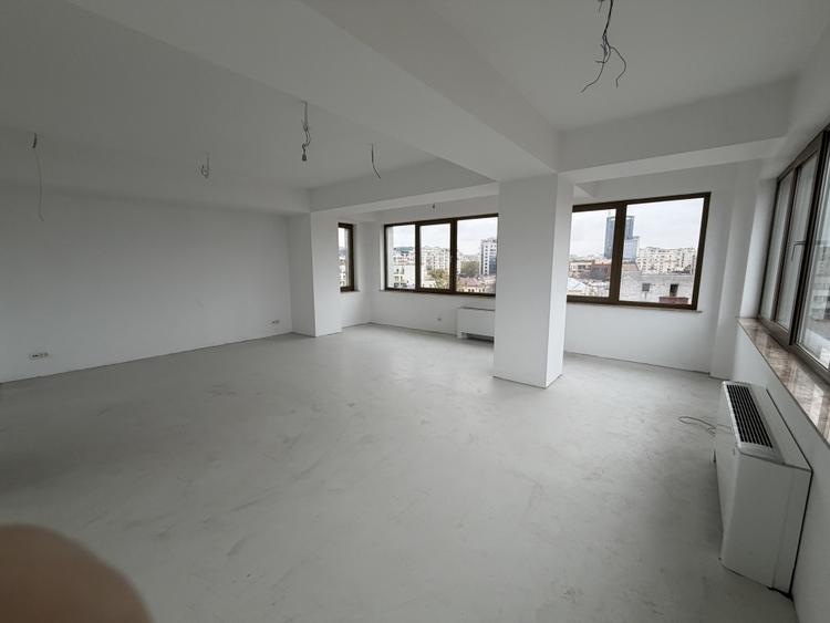 Spațiu comercial, de 126.31999969482 mp, în Unirii