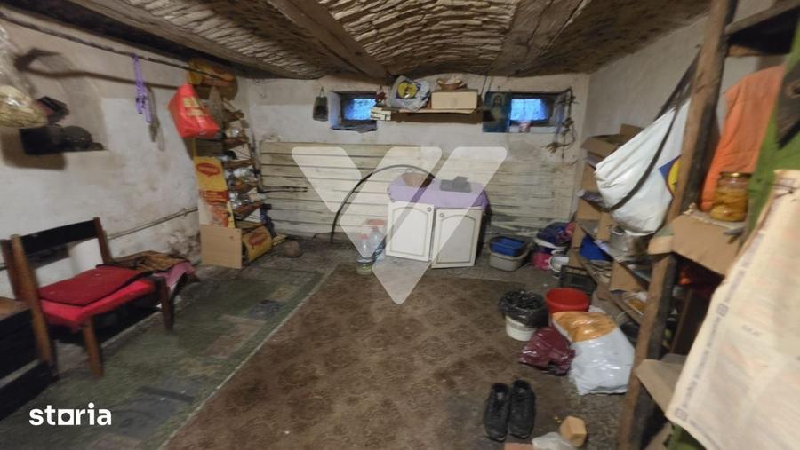 Casă cu 3 camere cu Teren 800 Mp în Slimnic