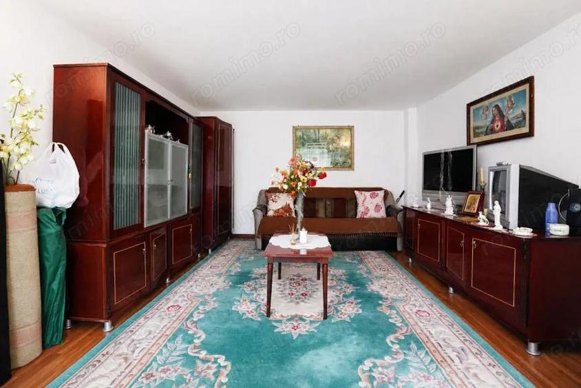Casă cu 2 camere cu Teren 1421 Mp în Bistrița
