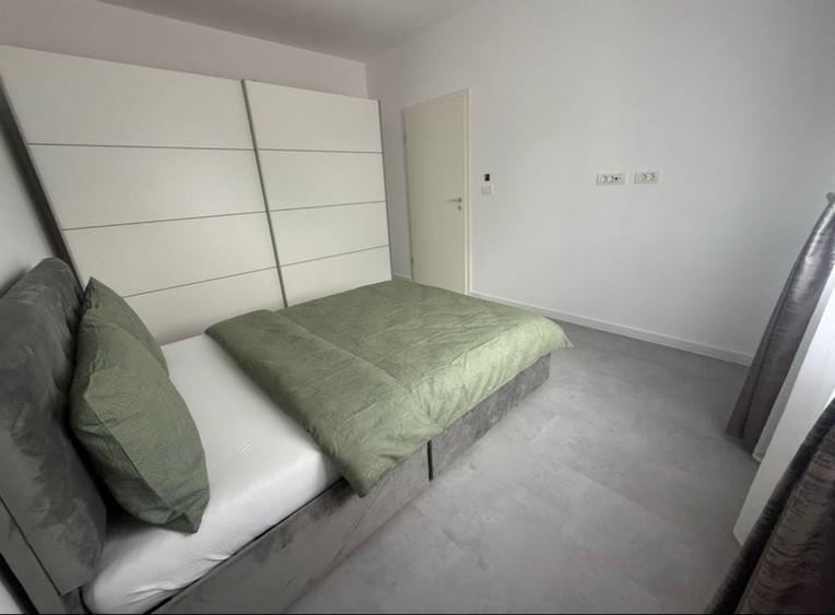 Casă cu 3 camere cu Teren 330 Mp în Moșnița Nouă