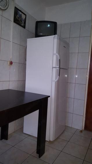 Apartament cu 2 camere decomandat în Titan