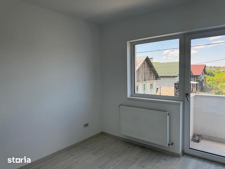 Casă cu 4 camere cu Teren 250 Mp în Bârnova