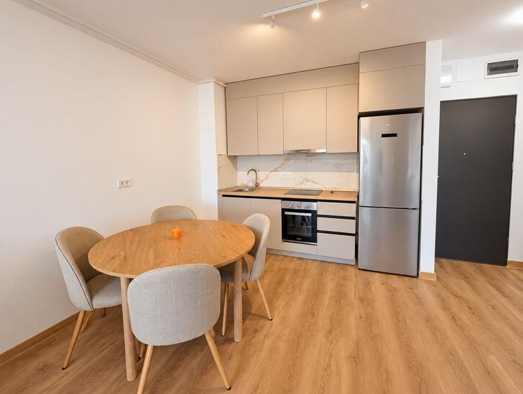 Apartament cu 2 camere semidecomandat în Central