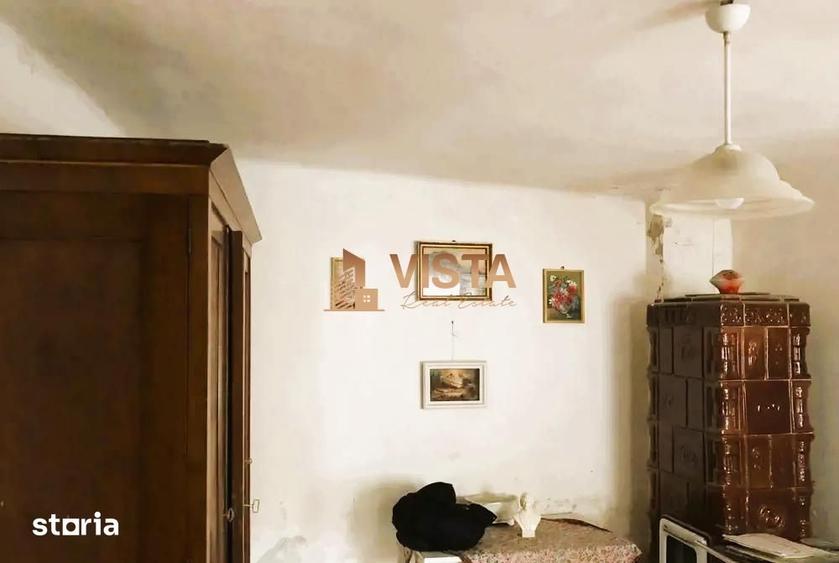 Casă cu 2 camere cu Teren 56 Mp în Schei