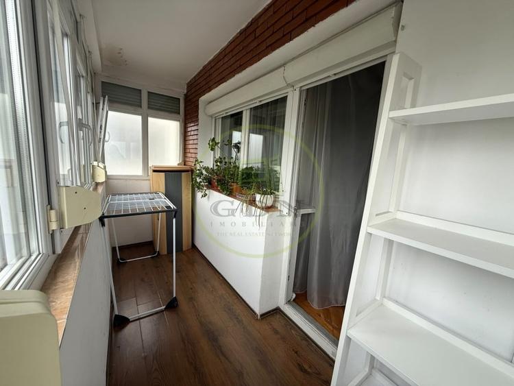 Apartament cu 3 camere decomandat, mobilat în Brazda lui Novac