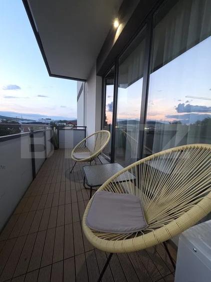 Apartament cu 2 camere decomandat, mobilat în Bulgaria